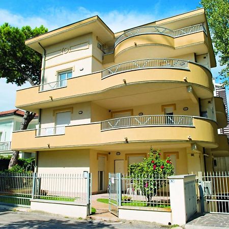 Residenza Raggio Apartment Riccione Luaran gambar