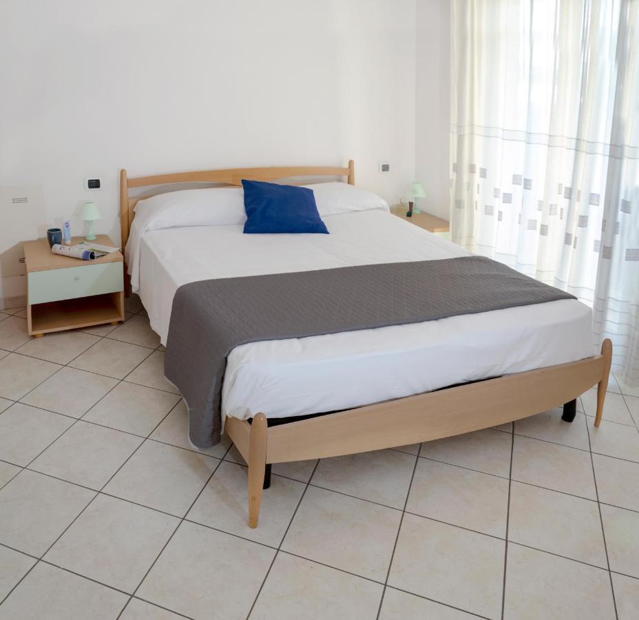 Residenza Raggio Apartment Riccione Luaran gambar