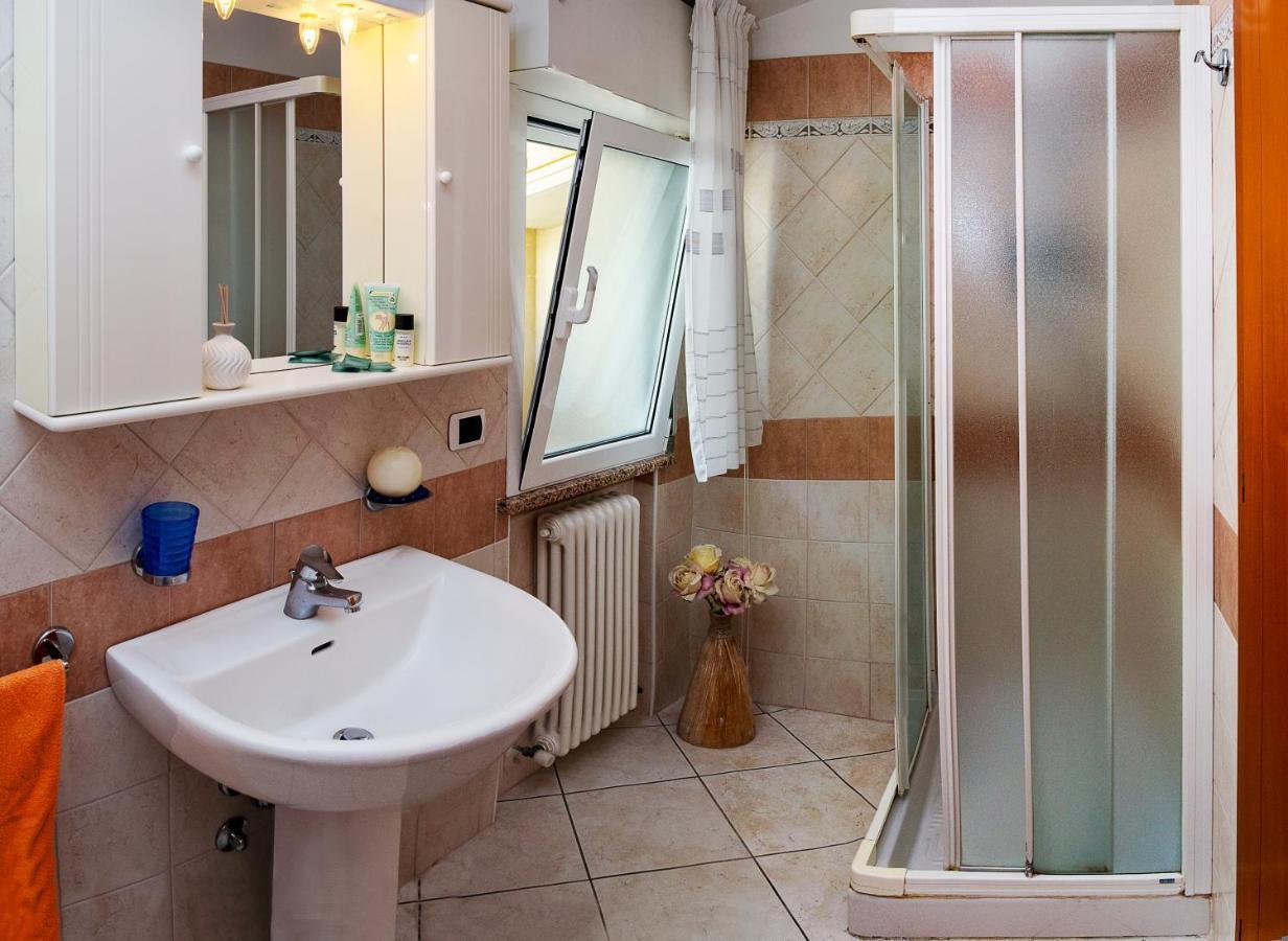 Residenza Raggio Apartment Riccione Luaran gambar