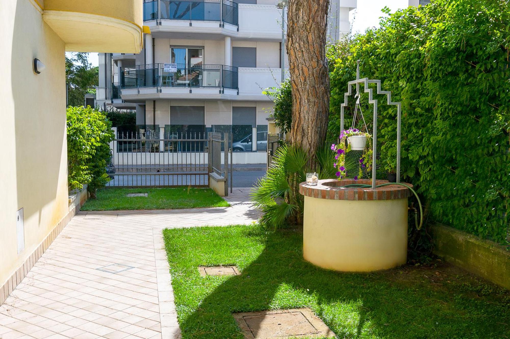 Residenza Raggio Apartment Riccione Luaran gambar